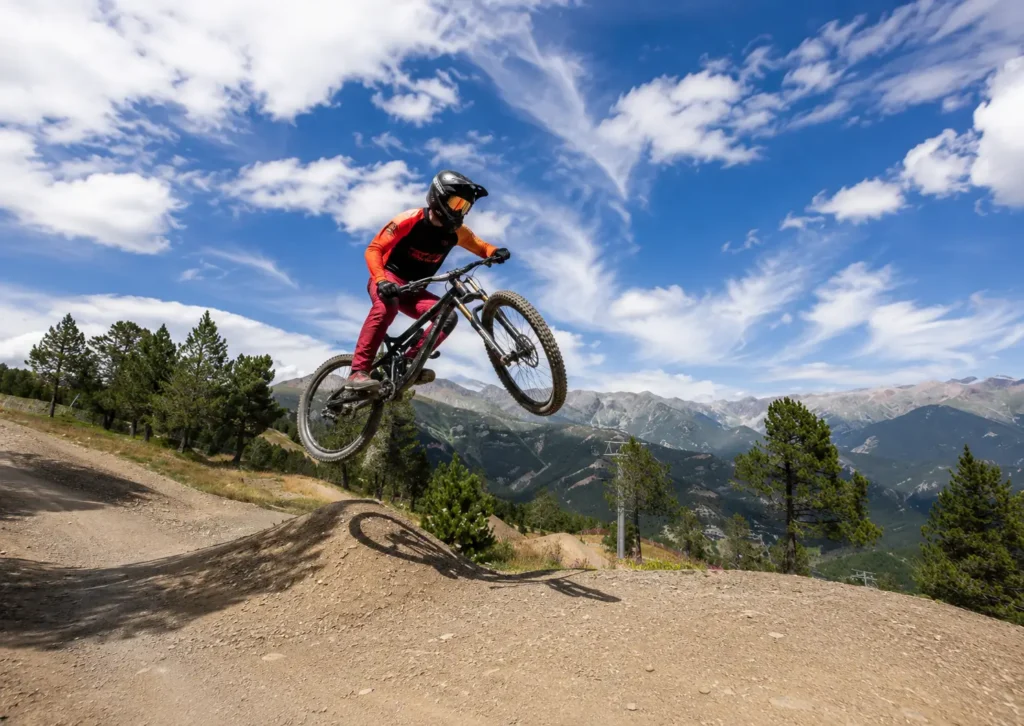 Mountainbiker im Bikepark Pal Arinsal