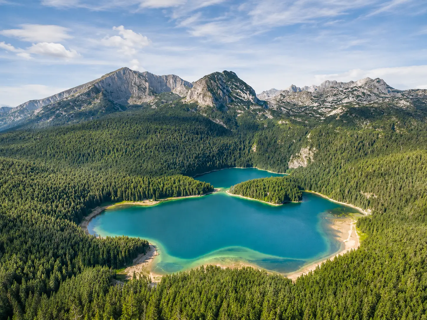 Black Lake im Durmitor-Nationalpark
